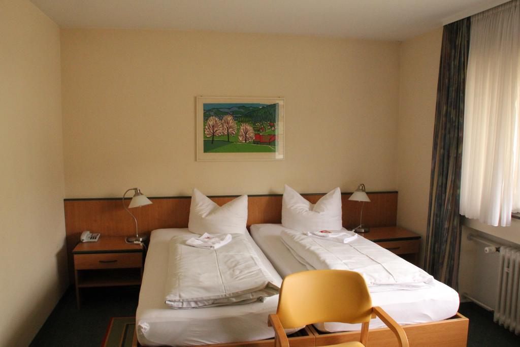 Hotel Traube Offenburg Ngoại thất bức ảnh
