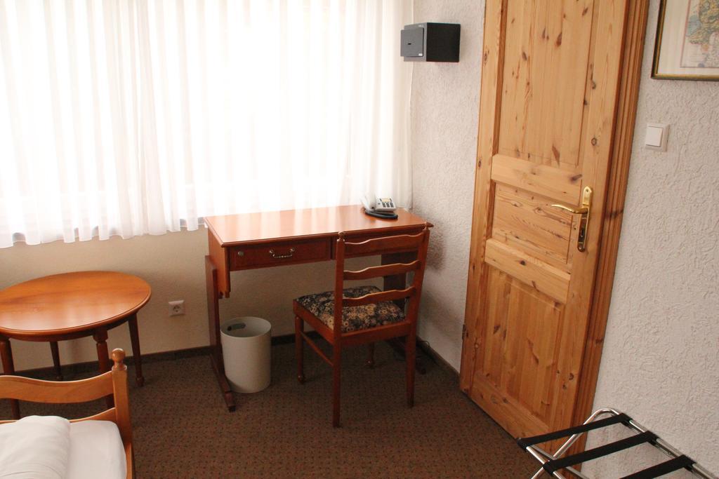 Hotel Traube Offenburg Ngoại thất bức ảnh