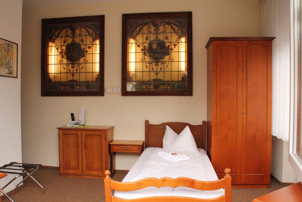 Hotel Traube Offenburg Ngoại thất bức ảnh